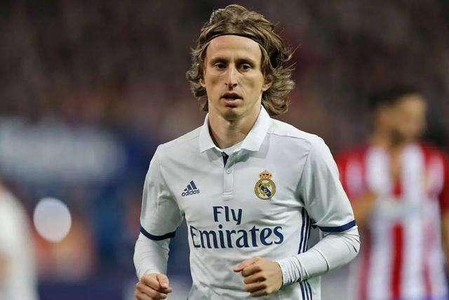 斯基拉：尤文派球探观看西班牙U21比赛，考察罗德里戈-门多萨